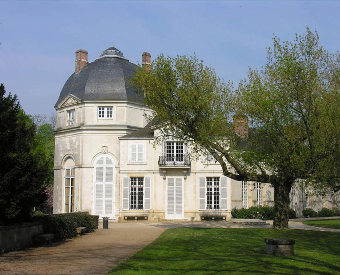 *** Domaine Des Noyers - Proche Centre Ville Chateauneuf-sur-Loire Exterior photo